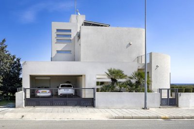 7ae56410-9dca-480d-925b-64cc6524f1ae