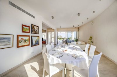 c27291cd-df4b-4363-a5b1-e6a19973724a