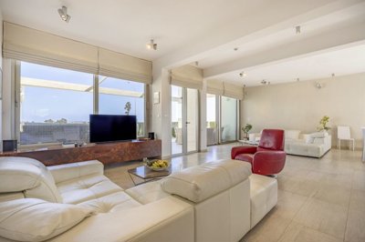 fbd146fb-c676-43ba-9203-5fc7e576ae15