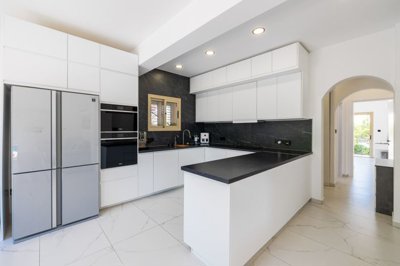 945e6cd1-59ea-4437-a6c0-858c6c27233c