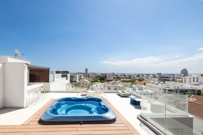 Image No.20-4 Bed Penthouse for sale