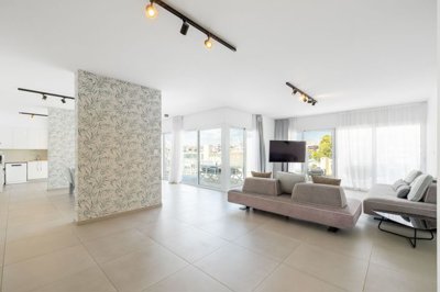 d8cd89c5-cb91-4fd0-be52-f5f66f46ace4