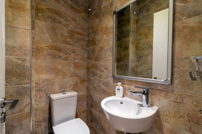 1f60d2ad-61f4-40fc-99c2-54db188e2d64