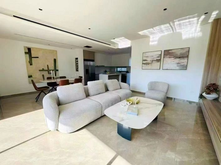 Image No.3-3 Bed House for sale