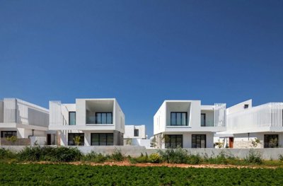 5858d0f8-63b5-4936-962a-9d8ca0ec50ff