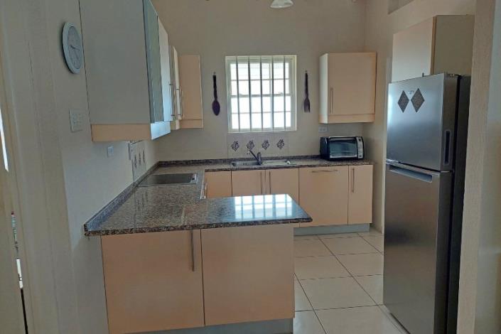 Image No.8-2 Bed House for sale