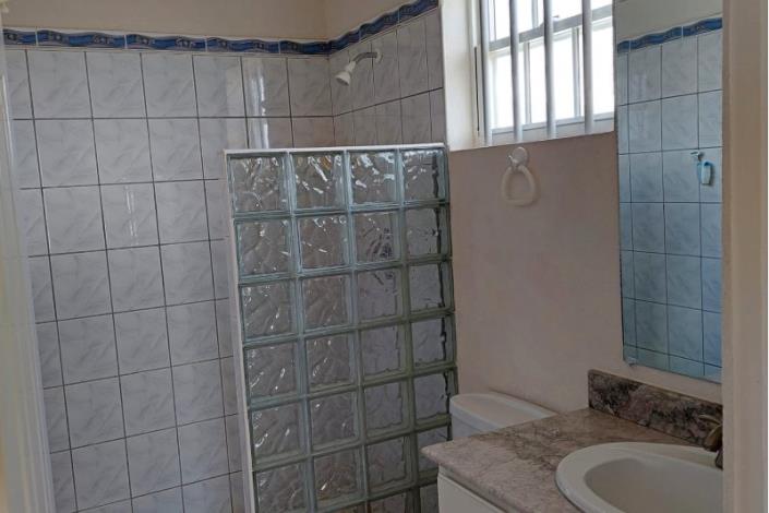 Image No.15-2 Bed House for sale