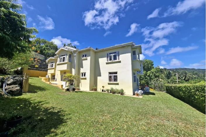 Image No.2-5 Bed House for sale