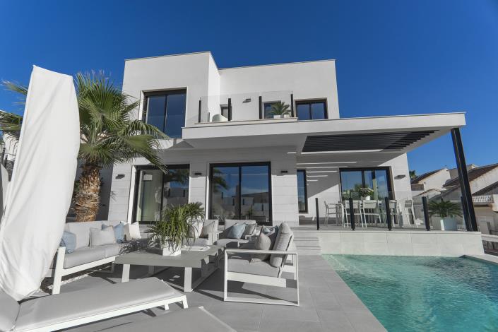 Image No.5-4 Bed Villa for sale