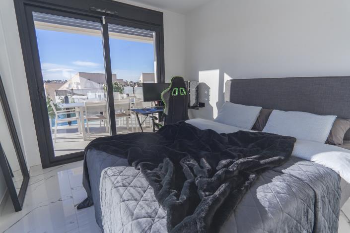 Image No.20-4 Bed Villa for sale