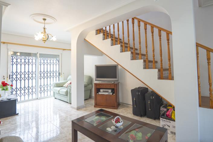 Image No.28-4 Bed Villa / Detached for sale