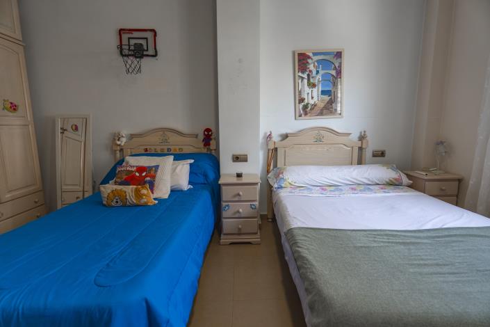 Image No.6-3 Bed Villa / Detached for sale