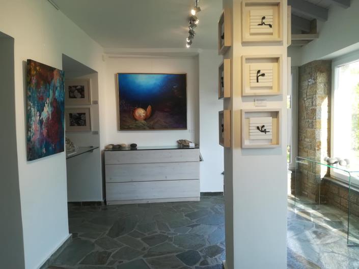 Image No.6-18 Bed Hotel for sale