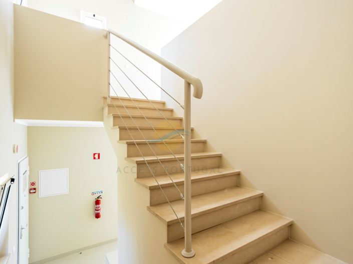 Image No.16-2 Bed House for sale