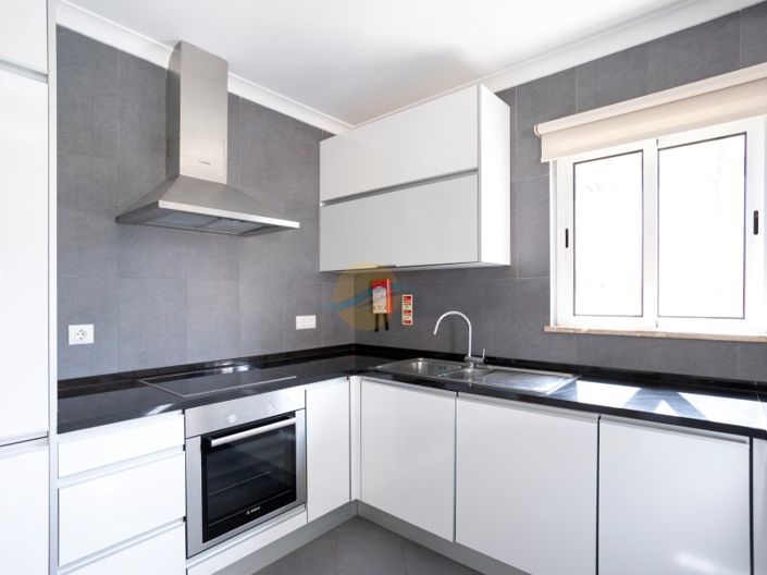 Image No.11-2 Bed House for sale