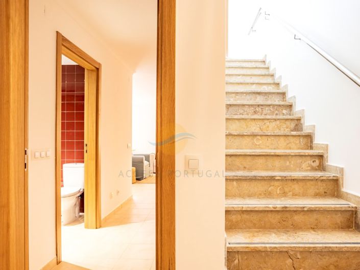 Image No.18-2 Bed House for sale