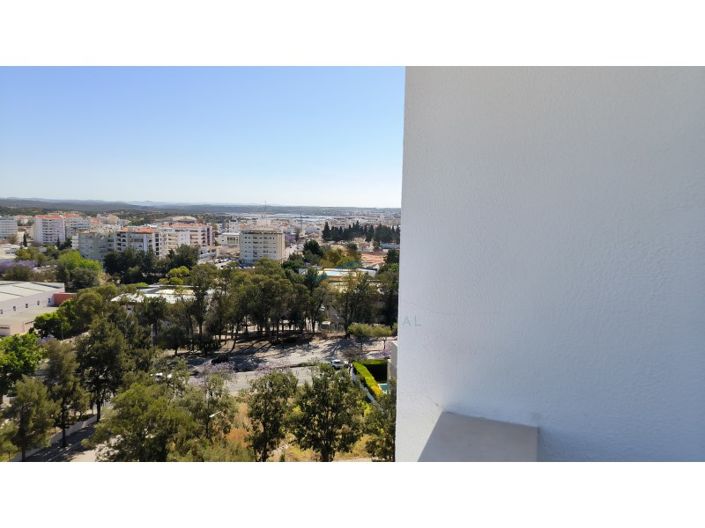 Image No.4-4 Bed Apartment for sale