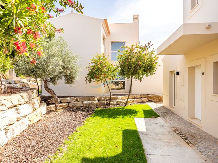 Image No.36-2 Bed House for sale