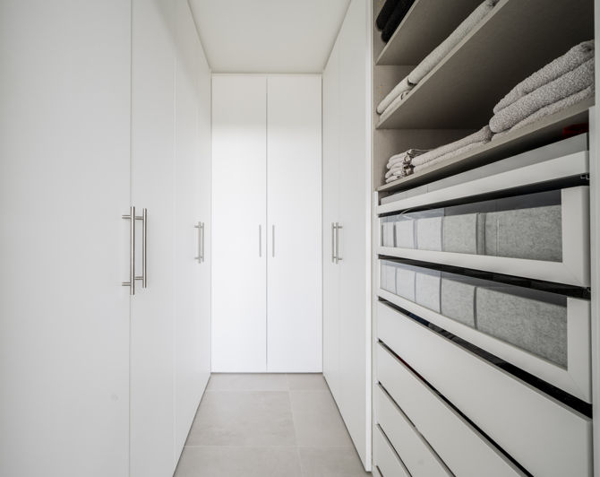 Image No.9-5 Bed Villa for sale