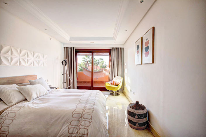 Image No.12-3 Bed Apartment for sale