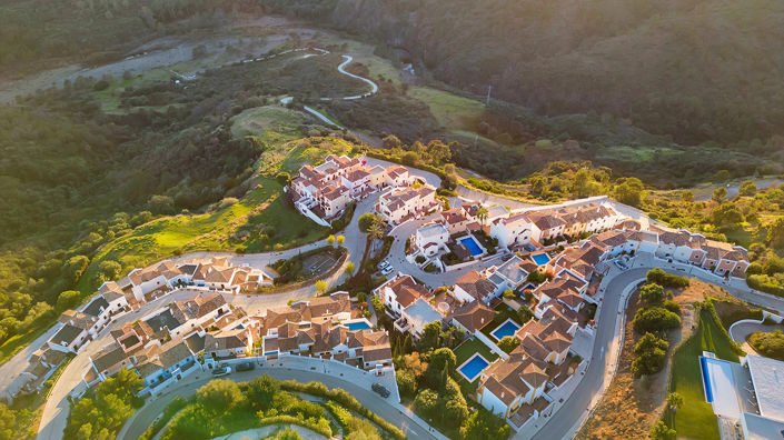 Image No.25-4 Bed Townhouse for sale