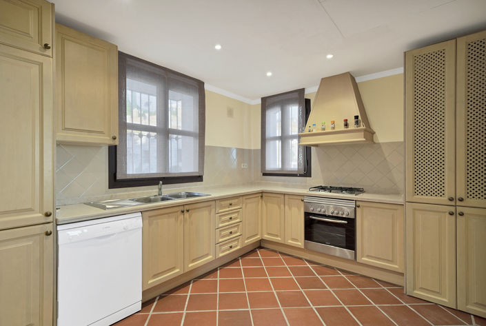 Image No.6-4 Bed Townhouse for sale