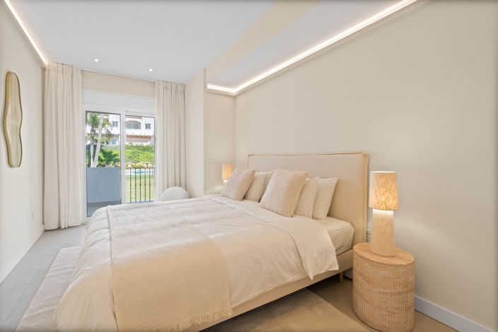 Image No.12-3 Bed Townhouse for sale