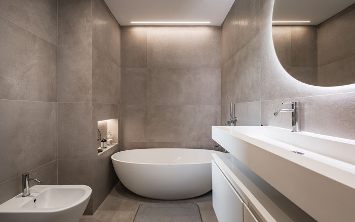 Image No.12-3 Bed Property for sale