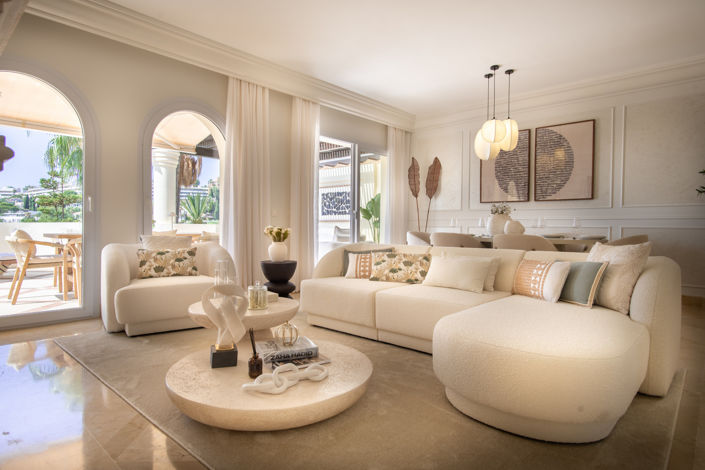 Image No.3-3 Bed Property for sale