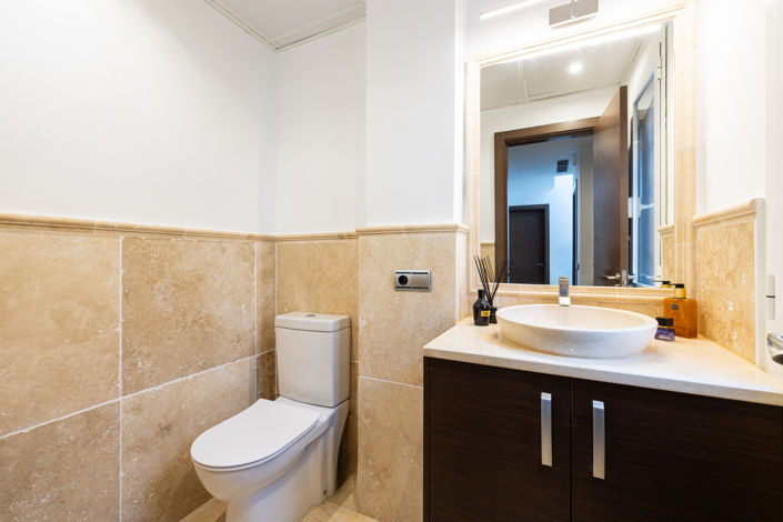 Image No.17-4 Bed Townhouse for sale