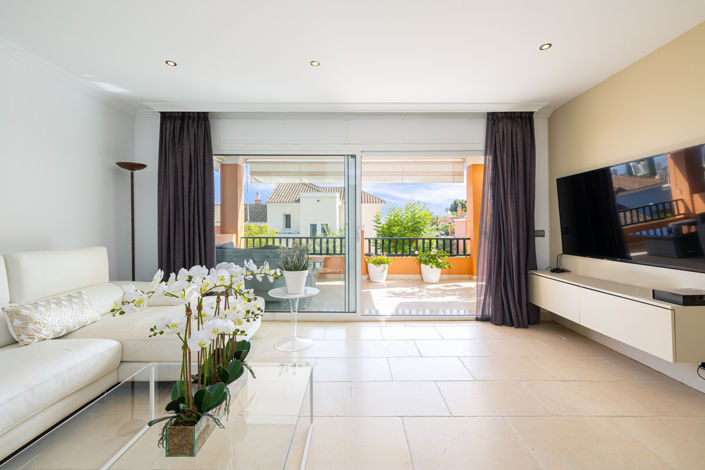 Image No.2-4 Bed Townhouse for sale