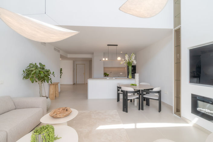 Image No.3-3 Bed Property for sale