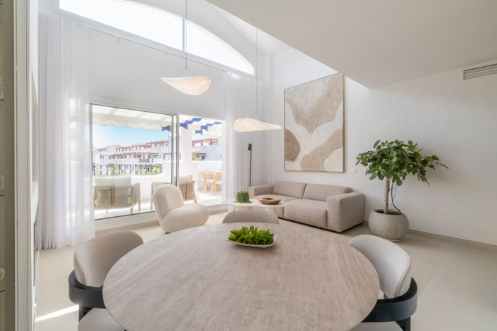 Image No.7-3 Bed Property for sale