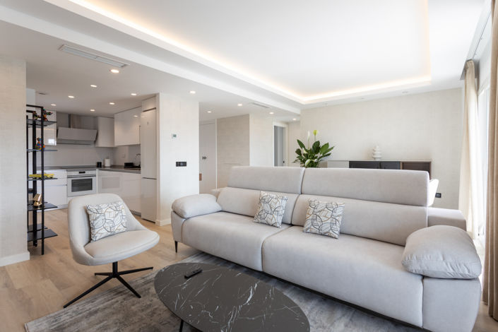 Image No.4-4 Bed Penthouse for sale