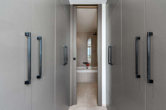 Image No.16-4 Bed Townhouse for sale