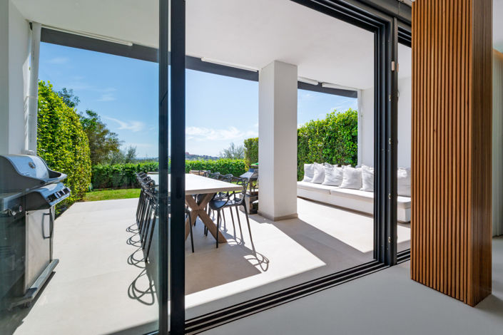 Image No.21-4 Bed Townhouse for sale