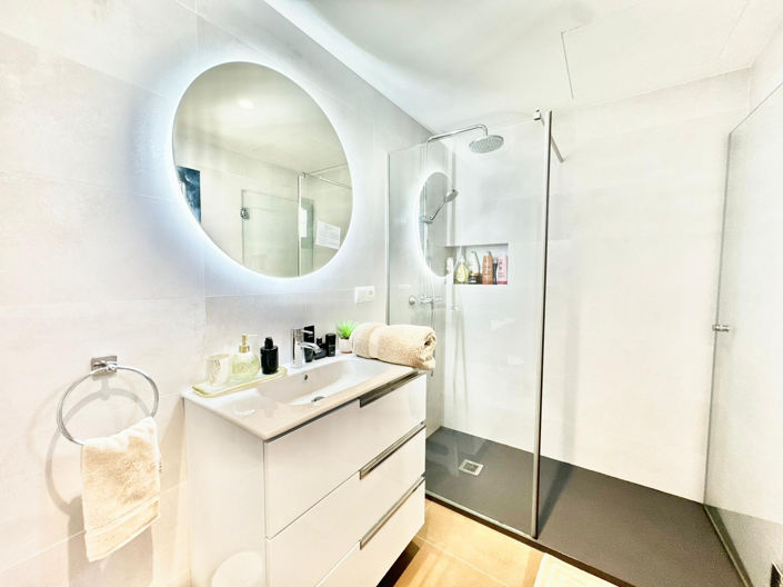 Image No.15-3 Bed Apartment for sale