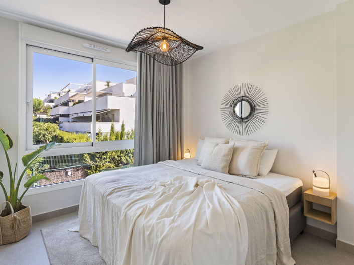 Image No.11-5 Bed Townhouse for sale