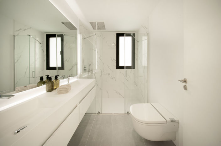 Image No.11-3 Bed Apartment for sale