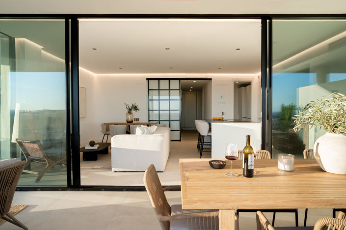 Image No.21-3 Bed Apartment for sale