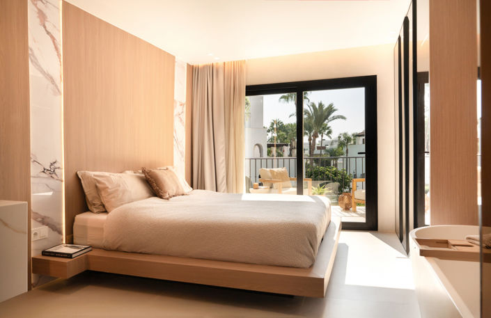 Image No.4-4 Bed Townhouse for sale