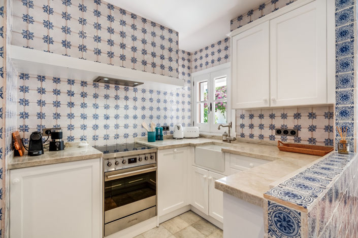 Image No.3-2 Bed Property for sale