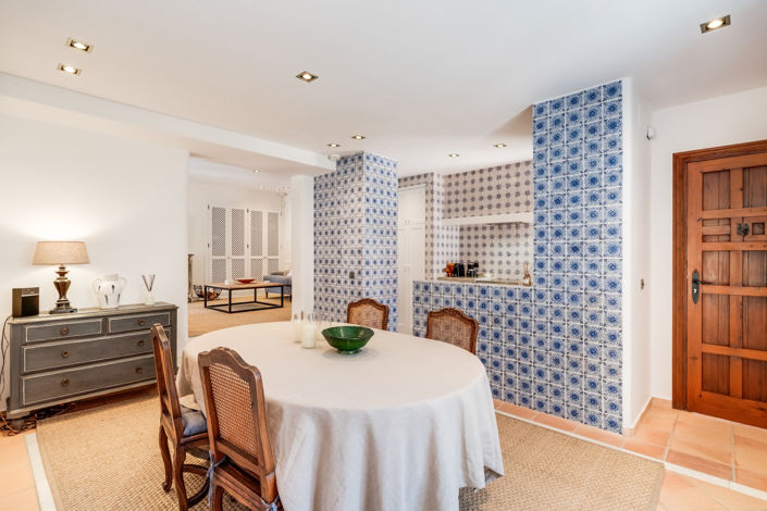 Image No.4-2 Bed Property for sale