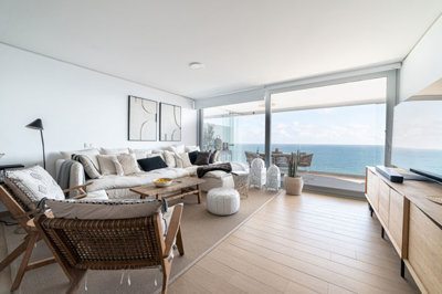 b98le8d7m9k3degpefzhs0lif8u4xzvzhwxtmggyekxx9