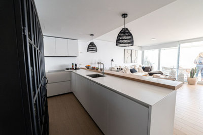 b98le8d7m9k3degpefzhs0lif8u4xzvzhwxtmggyekxx9