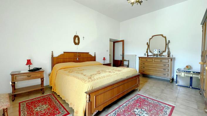 Image No.49-4 Bed Country House for sale