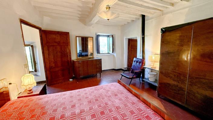 Image No.5-3 Bed Village House for sale