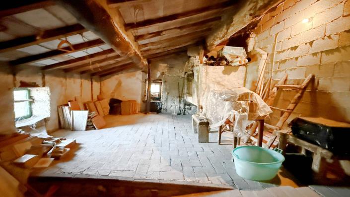 Image No.36-3 Bed Village House for sale