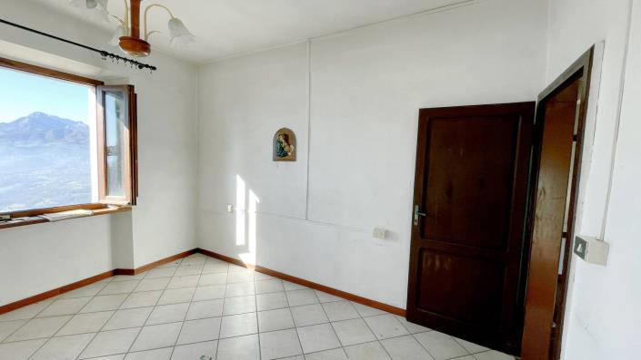 Image No.19-2 Bed Village House for sale