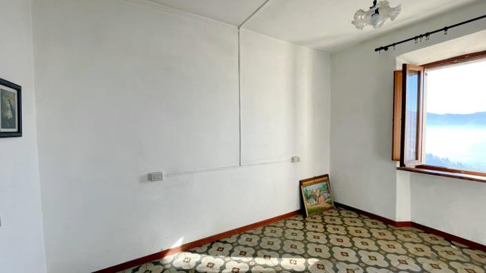 Image No.25-2 Bed Village House for sale